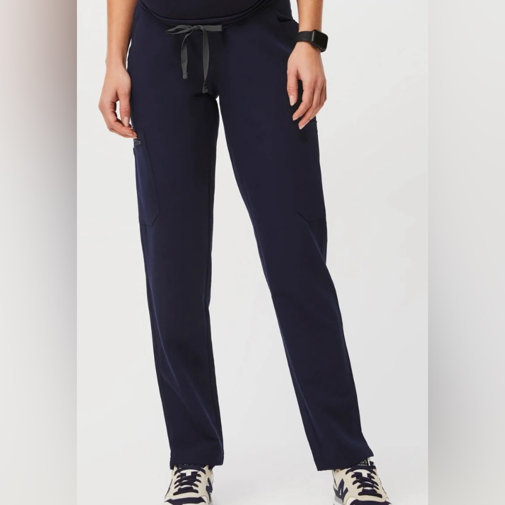 Figs Maternity Yola Size S
